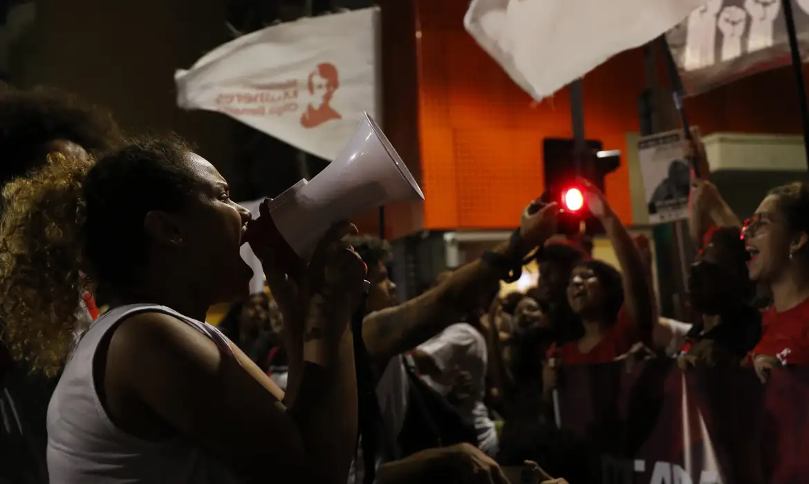 Imagem ilustrativa. Foto de ato no Rio de Janeiro, no Dia Internacional da Mulher em 2024