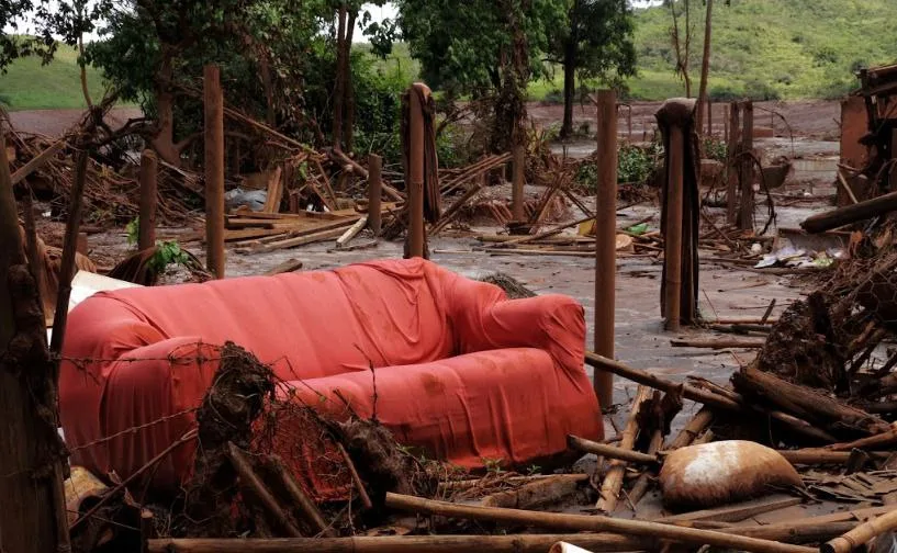 10 anos de Mariana: atingidos ainda relatam desafios e obras de reassentamento inacabadas