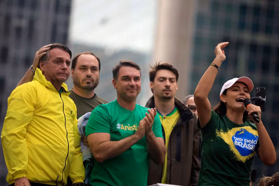 PL enfrenta disputas internas e crise de liderança após a prisão do ex-presidente