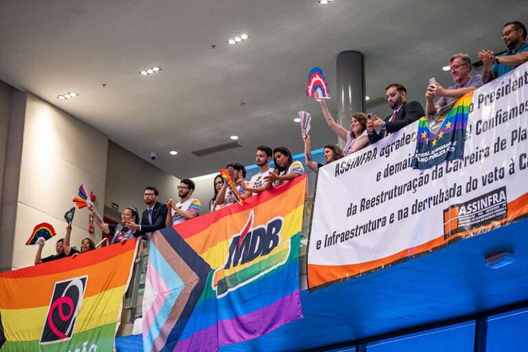 ‘Vitória importante’: CLDF aprova criação do Conselho de Proteção e Promoção de Direitos LGBT+ 