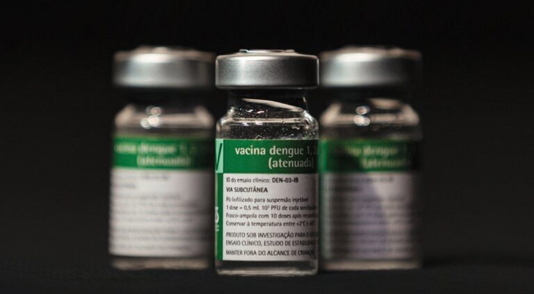 Hospital São Lucas da PUCRS busca voluntários para pesquisar vacina contra a dengue em idosos