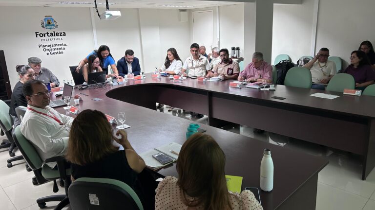 Servidores públicos de Fortaleza cobram avanços nas pautas da Campanha Salarial 2026