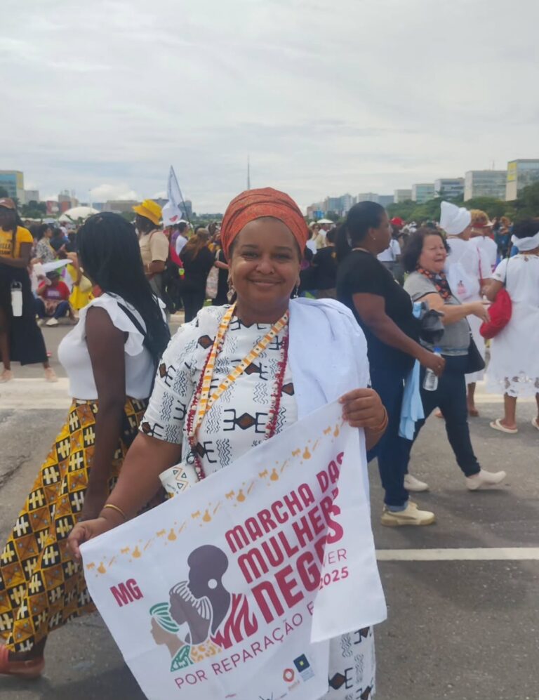 A política e as comunidades e povos de tradição de matriz africana
