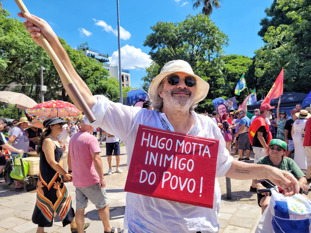 Manifestante nas ruas de Porto Alegre - Jorge Leão