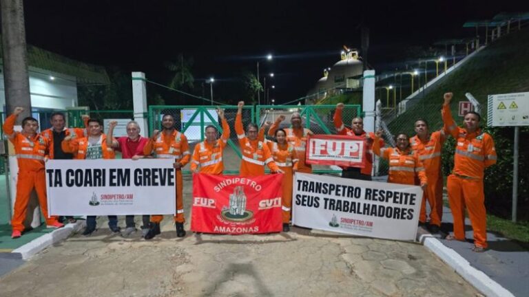 'Greve não é contra Lula, mas contra intransigentes da gestão da Petrobras', diz diretor da FUP
