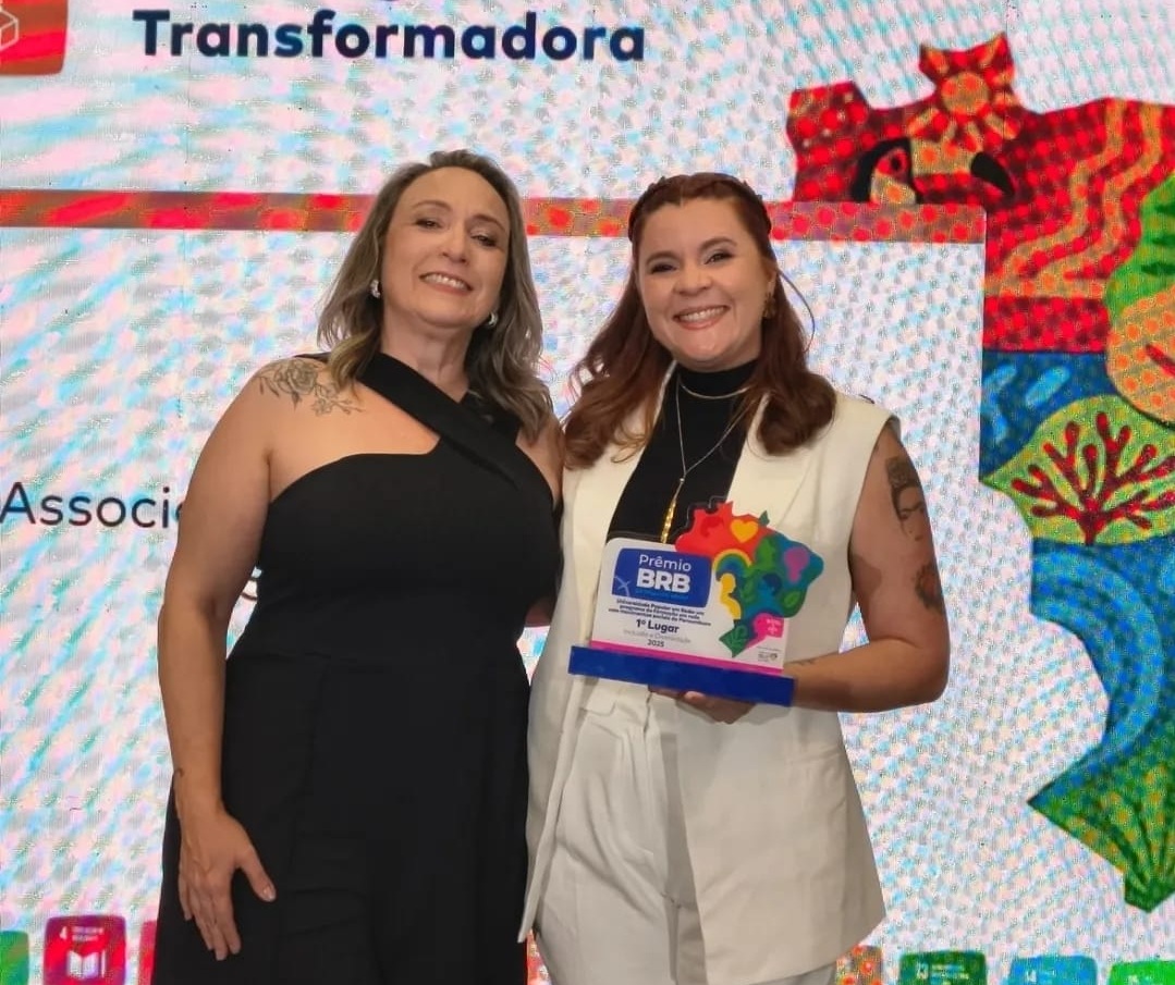 As professoras Lucilene Simões e Viviane Sarmento, vinculadas a Ufape, receberam a premiação do Instituto BRB