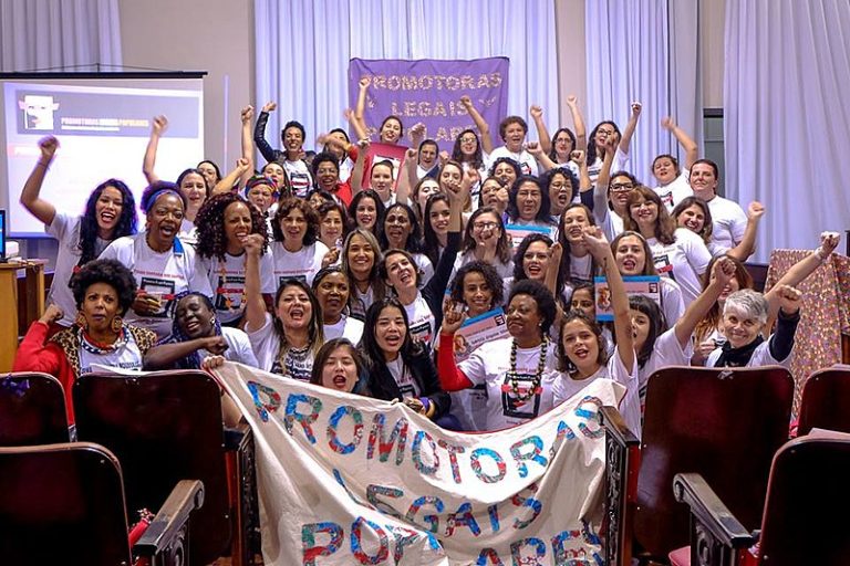 Promotoras Legais Populares atuam em países da América Latina, incluindo cidades do Brasil