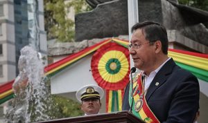 A prisão ocorreu cerca de um mês após Arce deixar a Presidência e ser sucedido por Rodrigo Paz, de direita