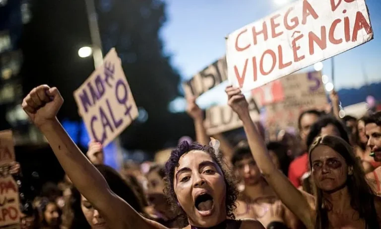 ‘Misoginia atravessa todos os espectros’, aponta estudo sobre violência digital na política