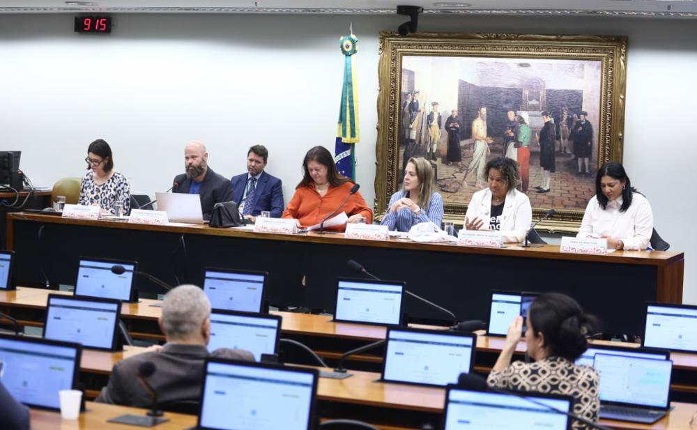 Comissão de Constituição e Justiça da Câmara aprovou a revogação da lei de alienação parental (PL 2812/22)