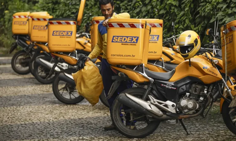 Diário Oficial registra extrato de empréstimo de R$ 12 bilhões para Correios