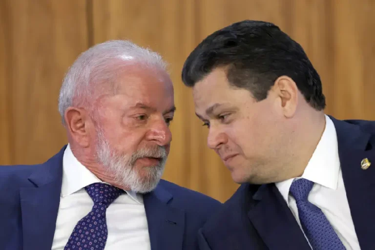 Apesar de ‘pirotecnia’ prevista para sabatina, Messias deve ser aprovado no STF, diz analista