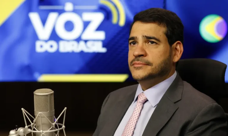 Rejeição a Messias no STF pode abrir precedente danoso para democracia, diz cientista política