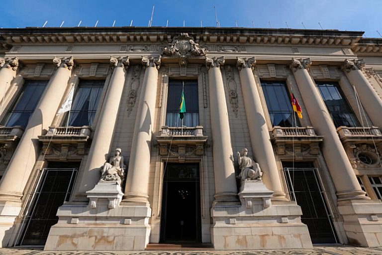 Seis pré-candidatos disputam ao cargo de governador gaúcho nas eleições de 2026