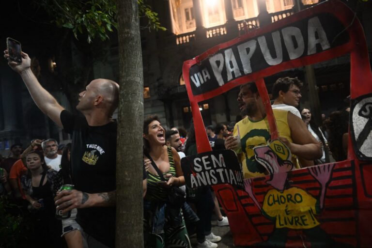 Transferência de Bolsonaro para Papuda: 'Não se pode cumprir pena em repartição policial'