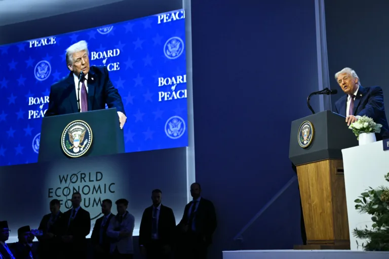 Trump formaliza 'Conselho de Paz' em oposição à ONU para intervir em conflitos