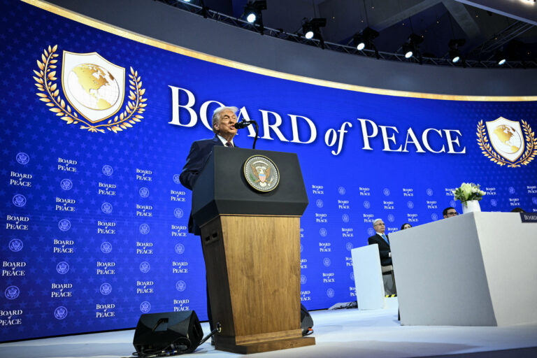 Conselho de Paz existe para 'servir ao ego' de Trump, diz internacionalista