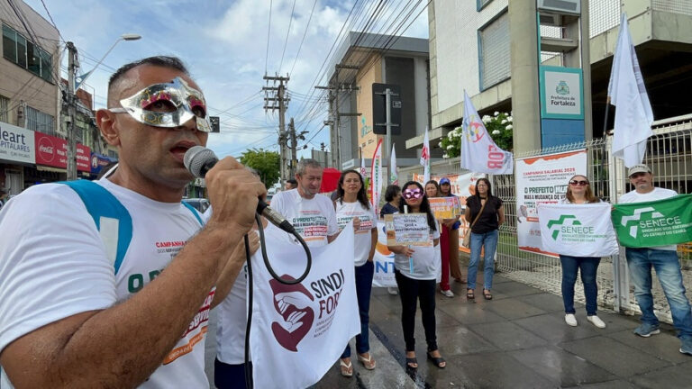 Pré-carnaval de Fortaleza terá atos dos servidores municipais para cobrar reajuste salarial