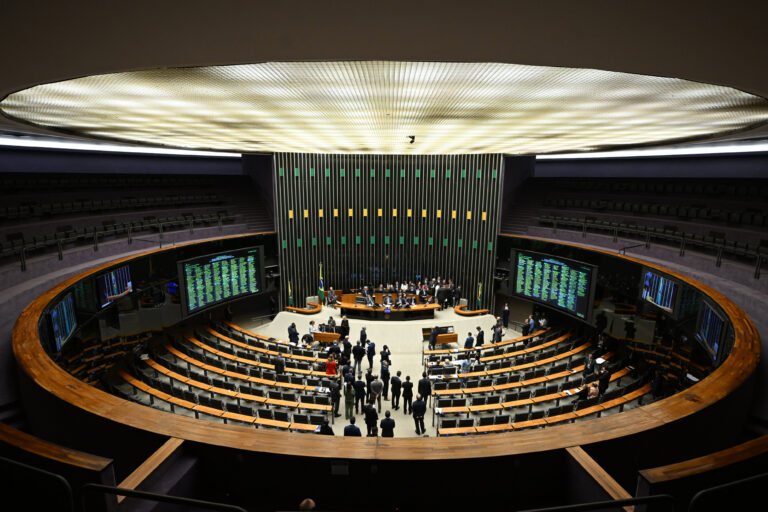 Congresso aprova programa Gás do Povo e governo tem primeiro projeto aprovado em 2026