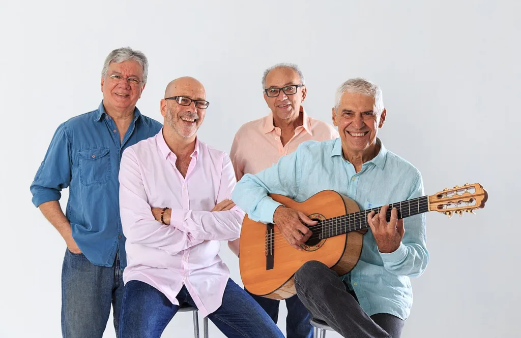 A banda tem atualmente como integrantes Aquiles Reis, Dalmo Medeiros, Miltinho, Paulo Malagutti Pauleira, João Faria, Pedro Reis e Marcos Feijão