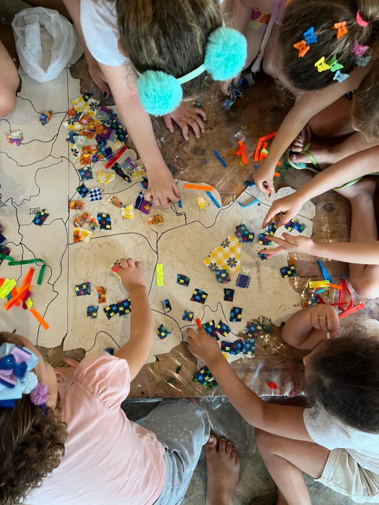 Brincadeiras simples fortalecem vínculos e contribuem para o desenvolvimento infantil