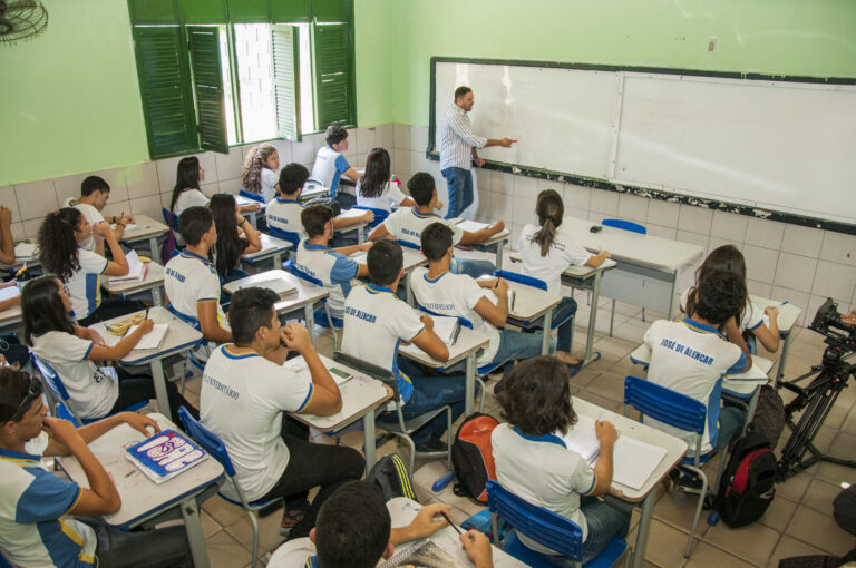 Rede Estadual de Ensino do Ceará continua com matrículas abertas para novos alunos