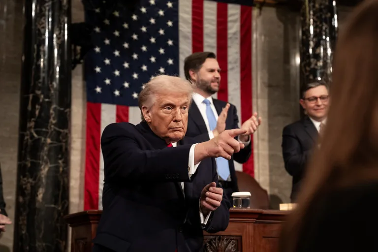 Governo discute resposta a medida protecionista de Trump que atinge produtos do Brasil