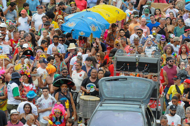 Blocos ocupam Brasília no Carnaval