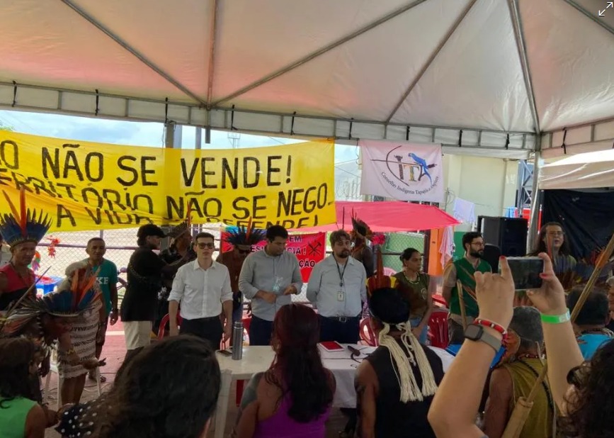 Reunião de negociação com Governo Federal em Santarém (PA)