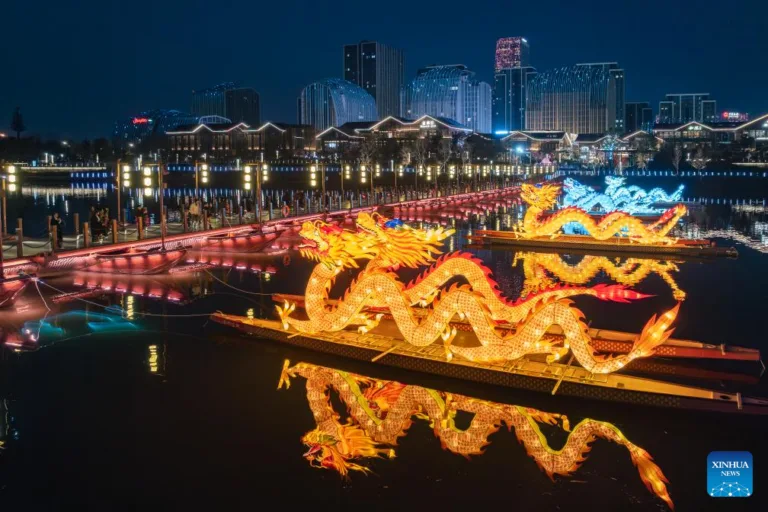 Isenção de vistos gera boom do turismo estrangeiro no Ano Novo Chinês