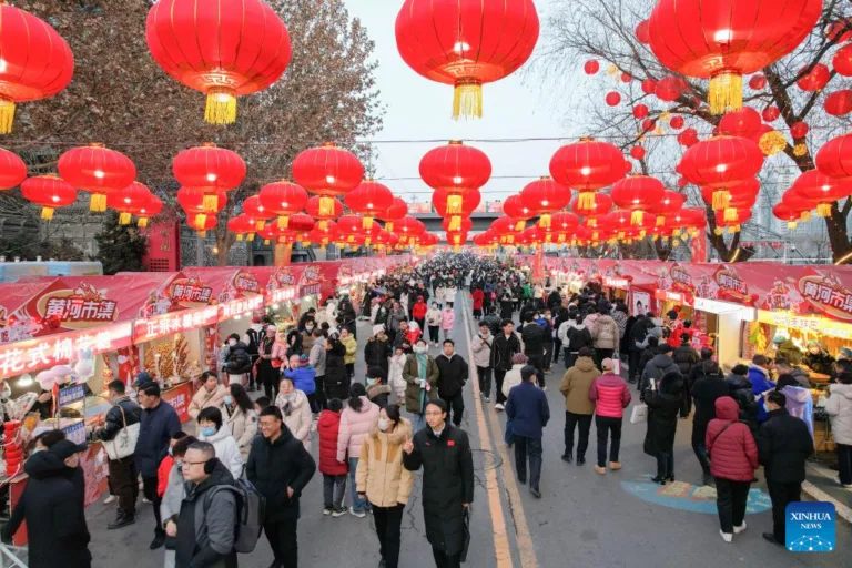Ano Novo Chinês bate recorde com 596 milhões de viagens internas e R$ 597 bilhões em receitas
