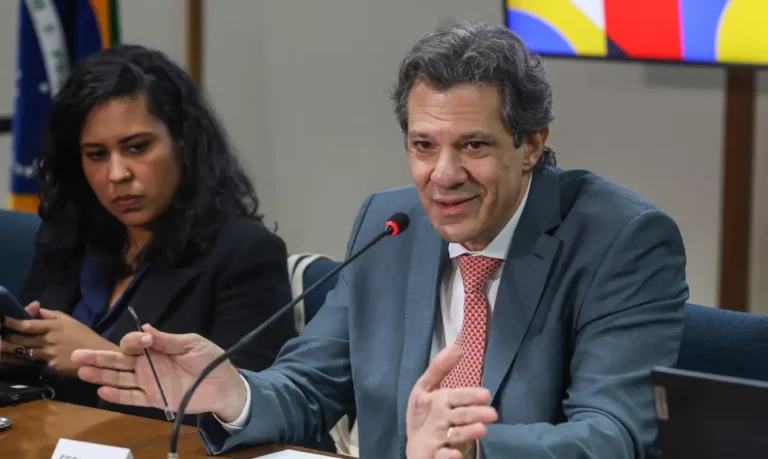 Haddad fará proposta aos estados para conter preços dos combustíveis