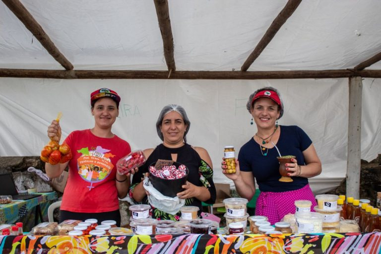 Assentamento Contestado completa 27 anos com festa, futebol e debate sobre agroecologia