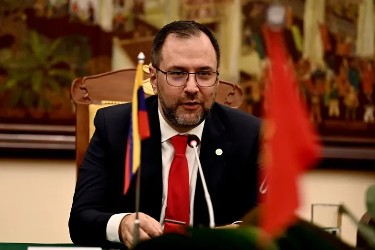 Na ONU, chanceler da Venezuela denuncia campanha contra país e exige libertação de Maduro