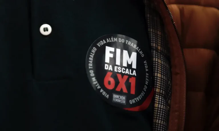 Pesquisa diz que 73% dos brasileiros apoiam fim da escala 6x1