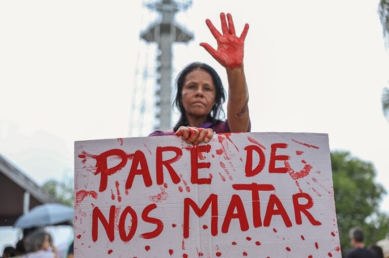Vamos falar de feminicídio?