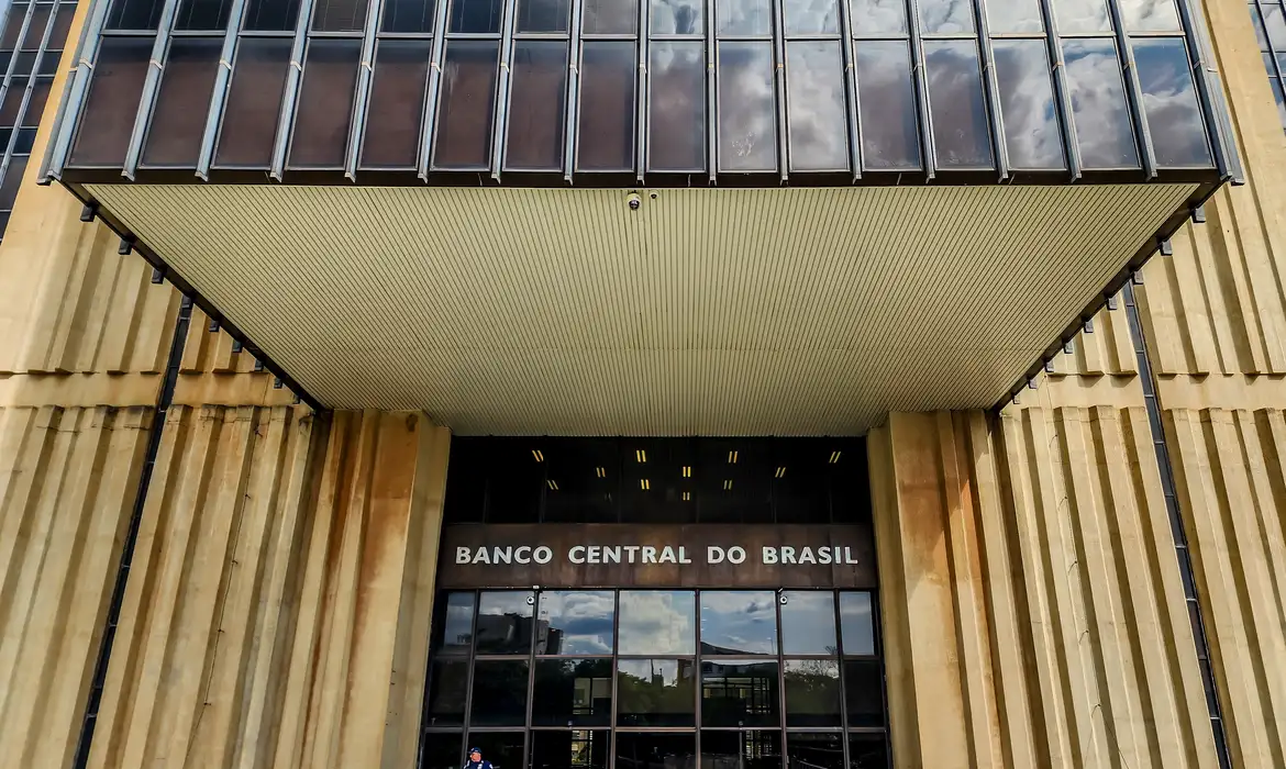 Copom (Banco Central) reduziu a taxa Selic para 14,75% ao ano