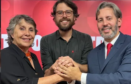 Érika Kokay, presidente do PT-DF Guilherme Sigmaringa e Leandro Grass