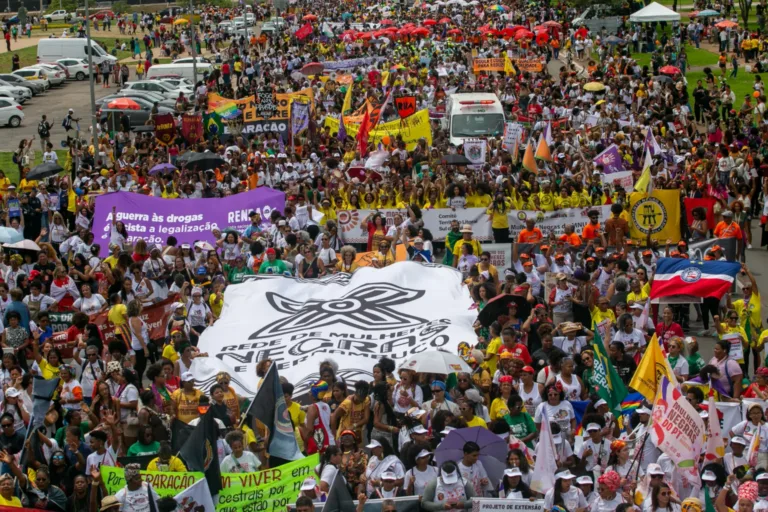 O movimento feminista é o chamado de que outro mundo é possível