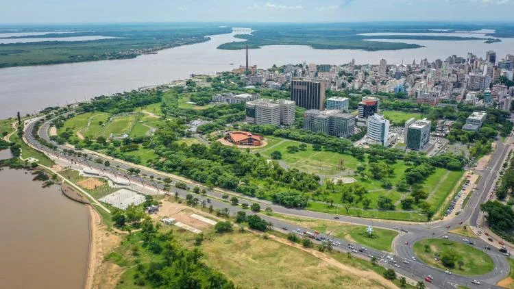 Evento no SindBancários propõe olhar crítico sobre 'inovações' e o futuro de Porto Alegre