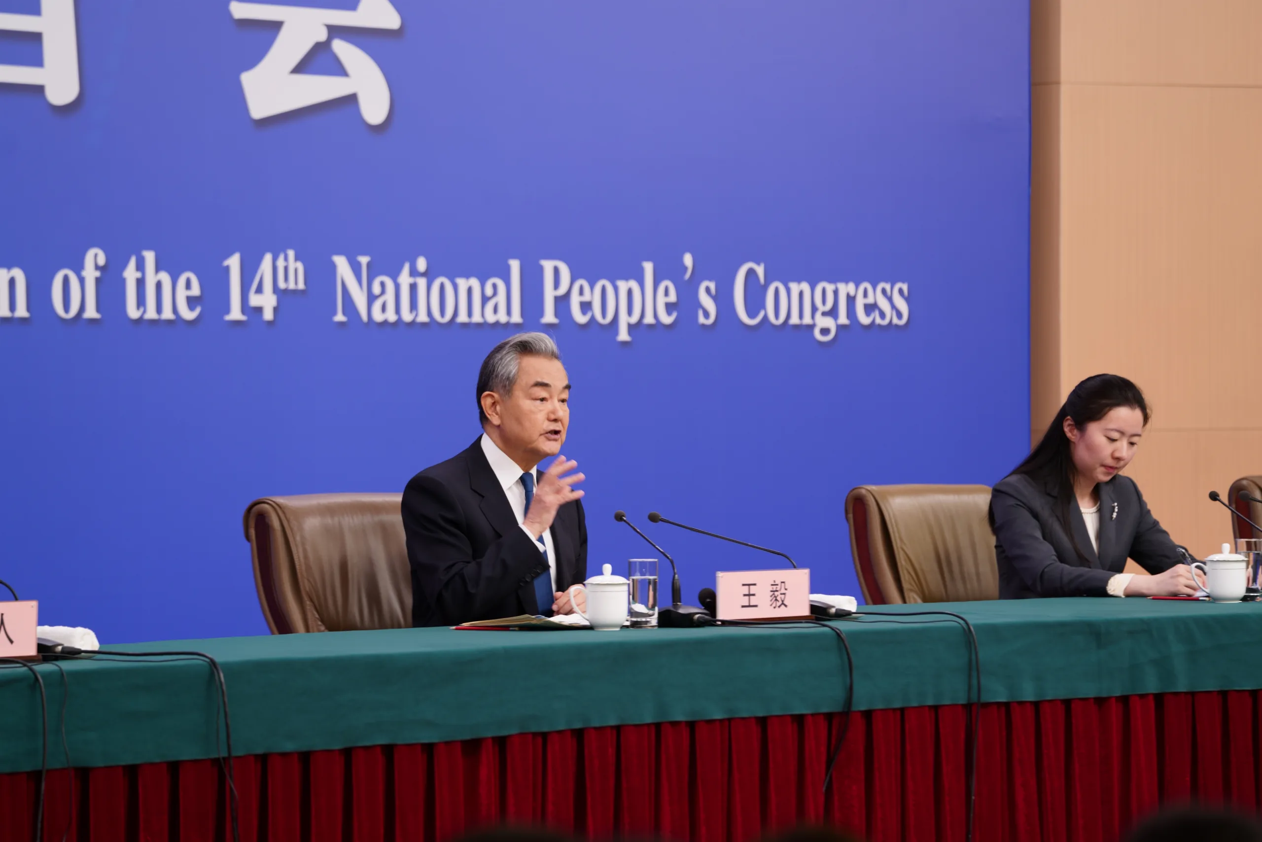 Ministro das Relações Exteriores da República Popular da China, Wang Yi, em coletiva de imprensa nos marcos das Duas Sessões. 8 de março de 2026