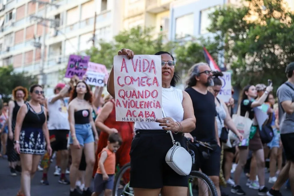 O ato unificado terá concentração às 9h na Ponte de Pedra, no Centro Histórico da capital gaúcha