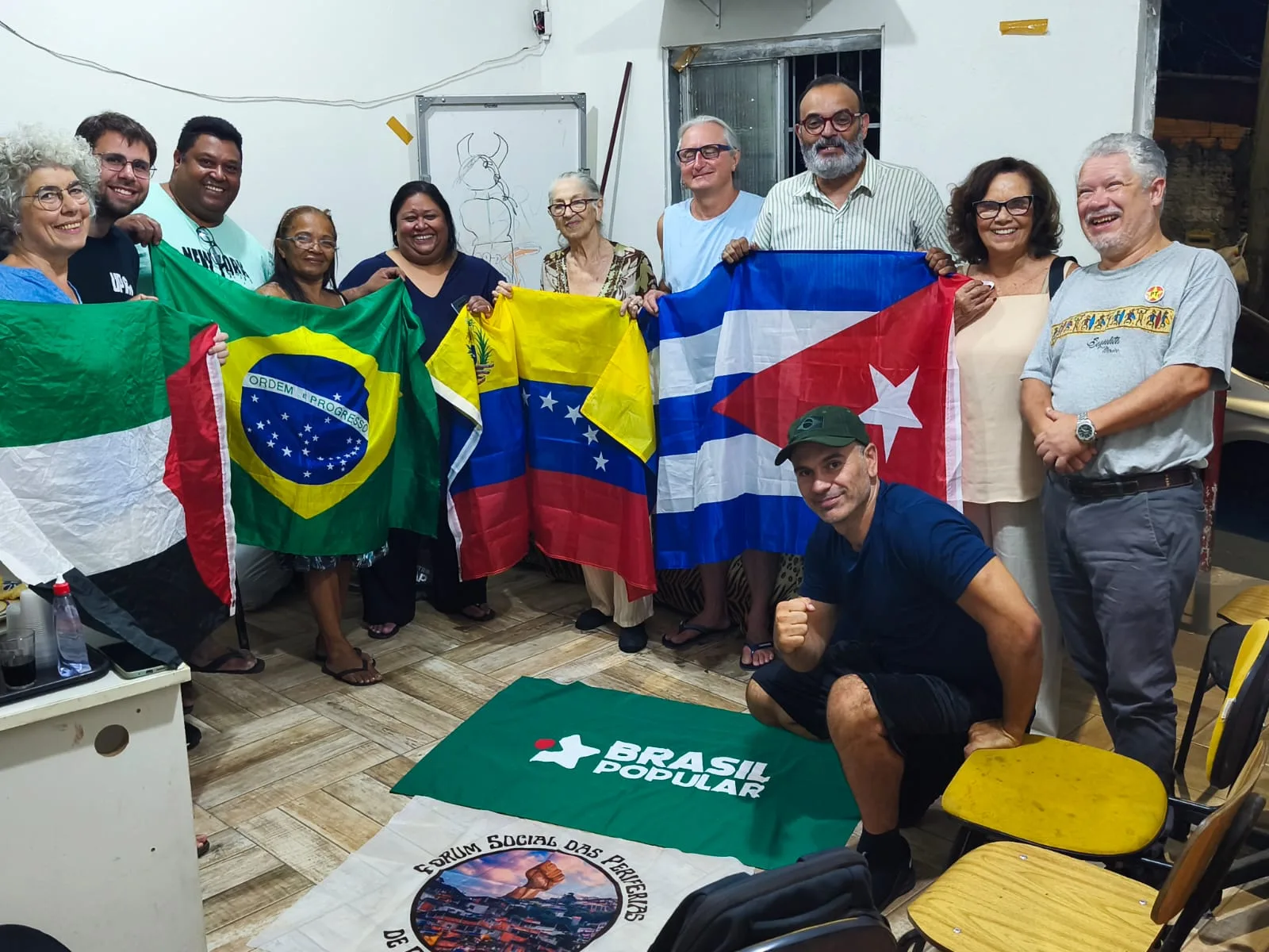 Debate foi organizado pelo Comitê Estadual de Solidariedade a Venezuela e Cuba, o Fórum das Periferias e a Associação de Moradores da Vila Pedreira