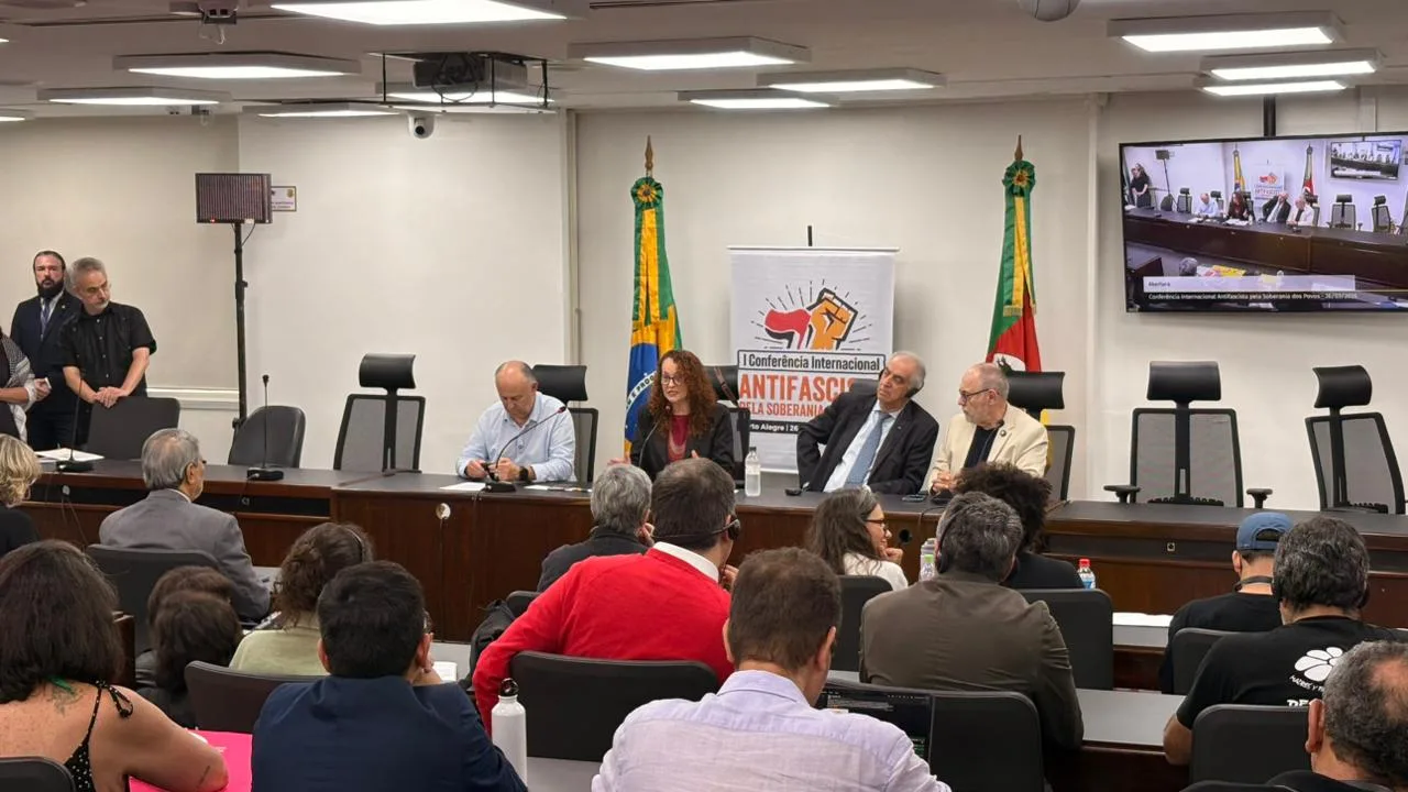 Programação segue até domingo (29) com a aprovação da Carta de Porto Alegre