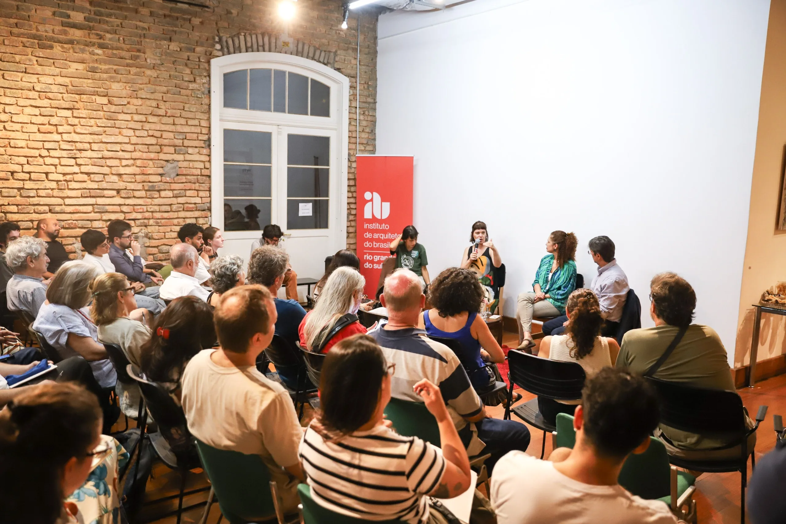 O assunto foi tema do debate “O Novo Plano Diretor Respeita o Direito à Cidade?”, organizado pelo Sul21, Brasil de Fato e o Instituto dos Arquitetos do Brasil (IAB-RS), na noite desta segunda-feira (30)