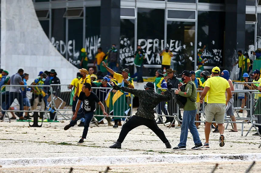 Atos antidemocráticos de 8 de janeiro