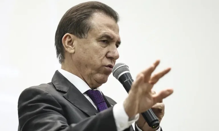 Governo pode enviar projeto com urgência se fim da escala 6x1 não avançar