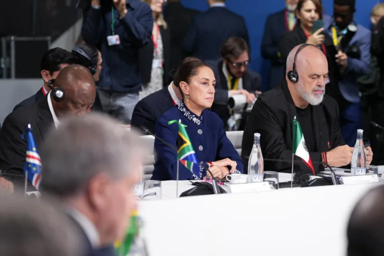 México propõe declaração contra intervenção em Cuba e defende paz em cúpula internacional