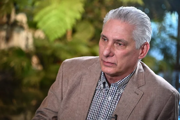 Presidente cubano responde às novas sanções dos EUA e ameaças de ataque de Trump