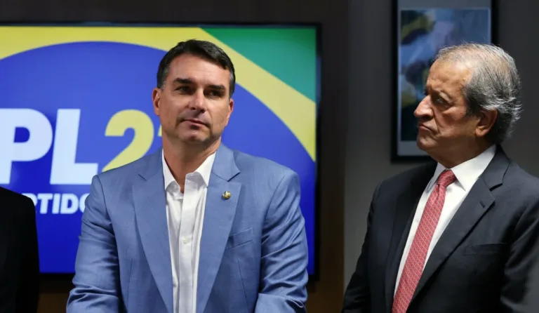 PL perde relevância sem bolsonarismo, enquanto PT tem identificação histórica na esquerda